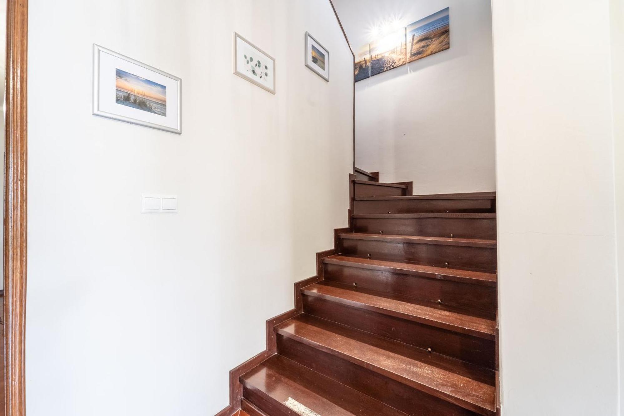 Amorosa Villa, 500M From The Beach By House And People Exterior foto