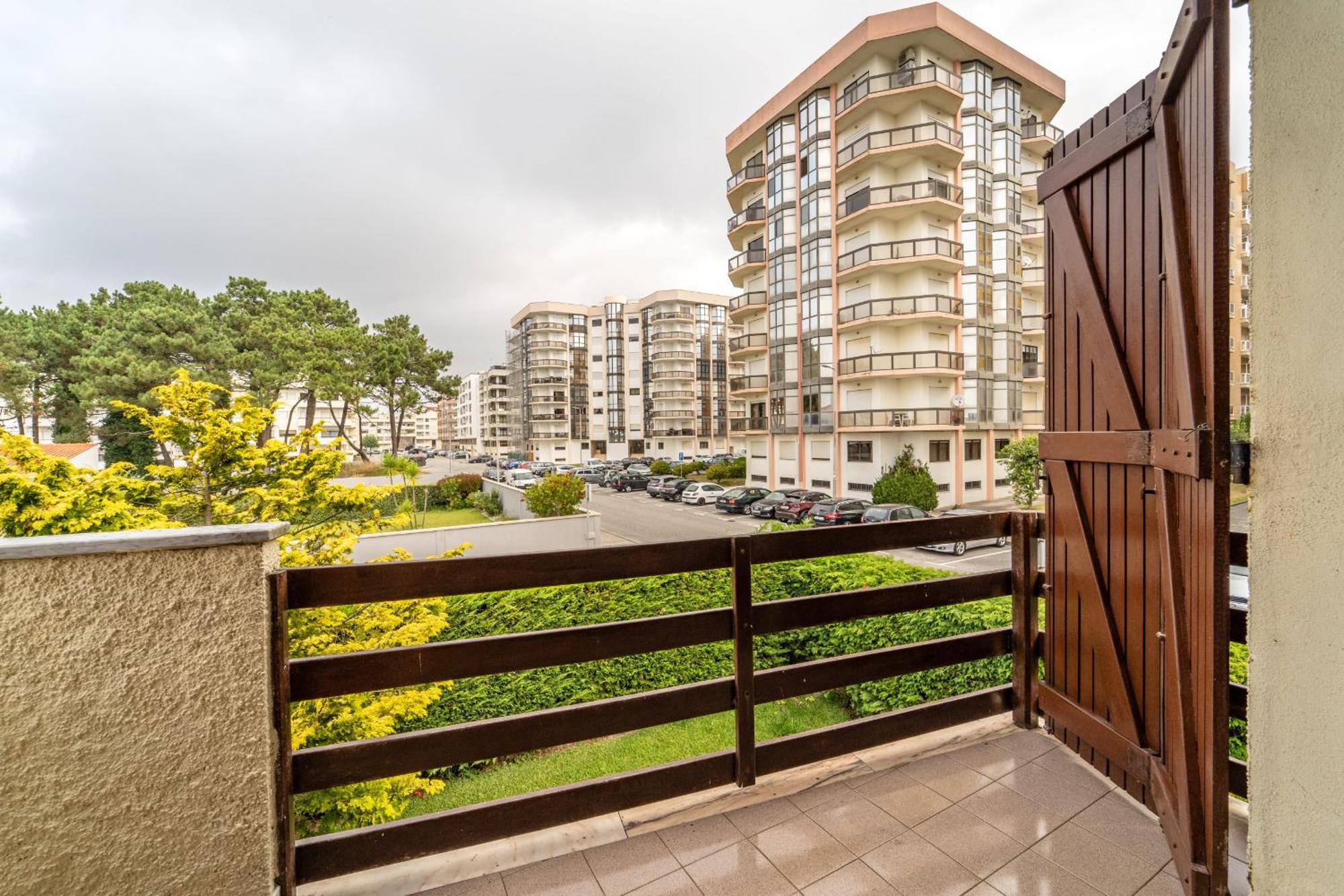 Amorosa Villa, 500M From The Beach By House And People Exterior foto