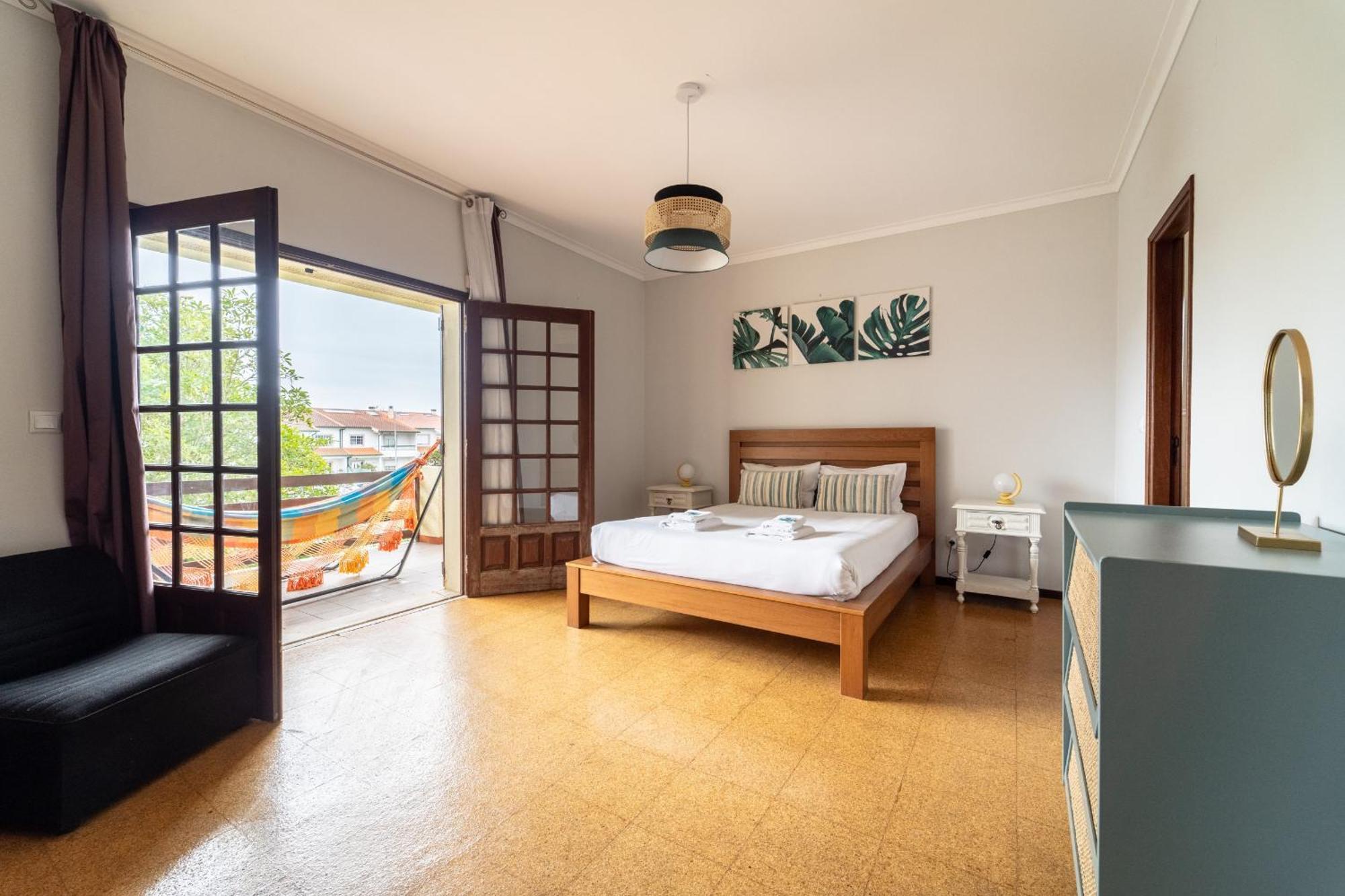 Amorosa Villa, 500M From The Beach By House And People Exterior foto