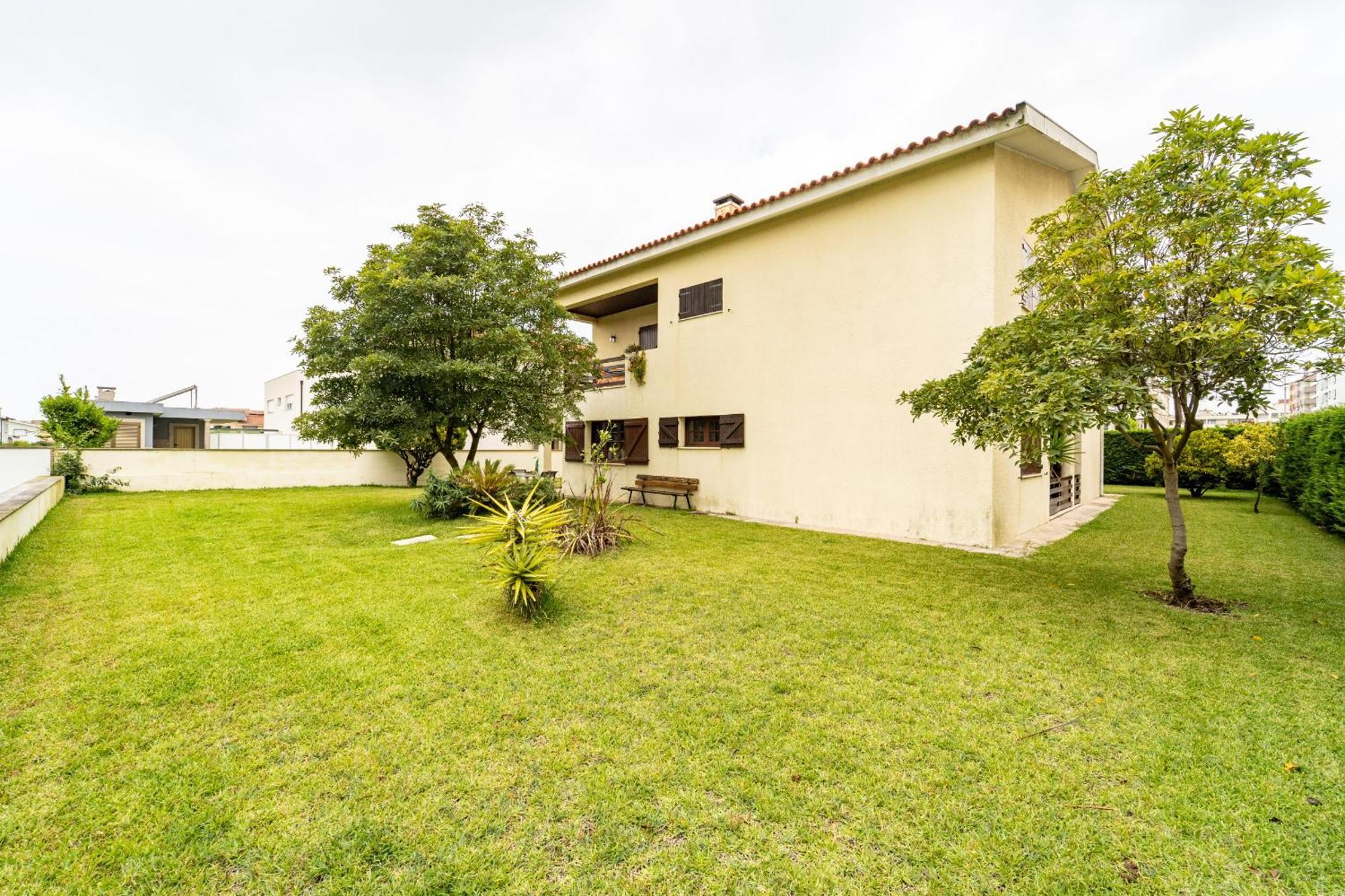 Amorosa Villa, 500M From The Beach By House And People Exterior foto